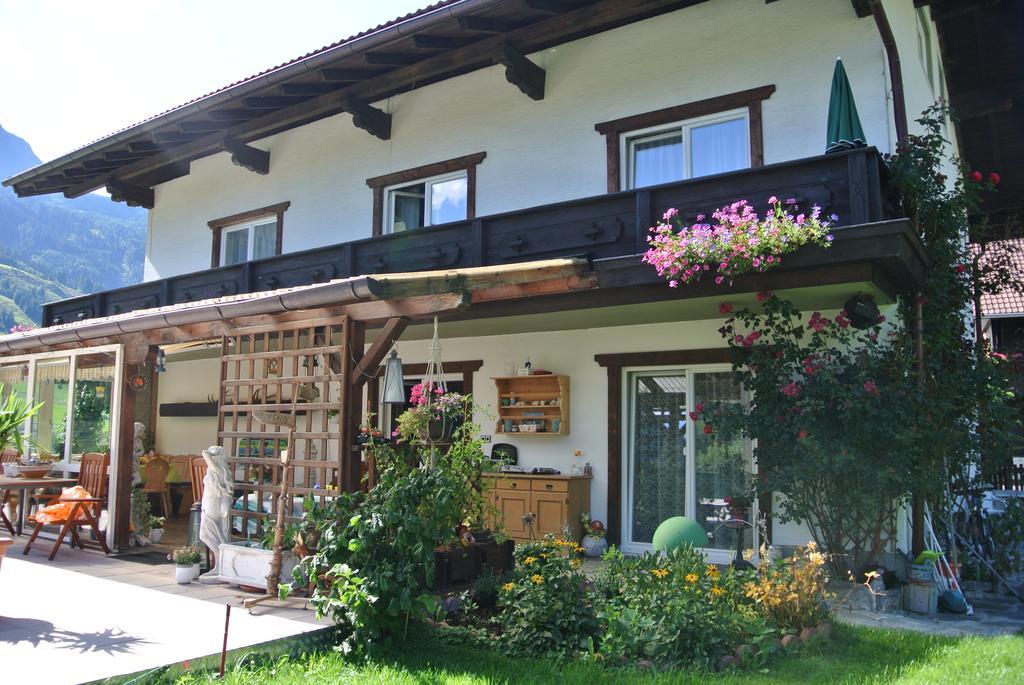 Haus Gruetzner Apartment Dorfgastein Bagian luar foto